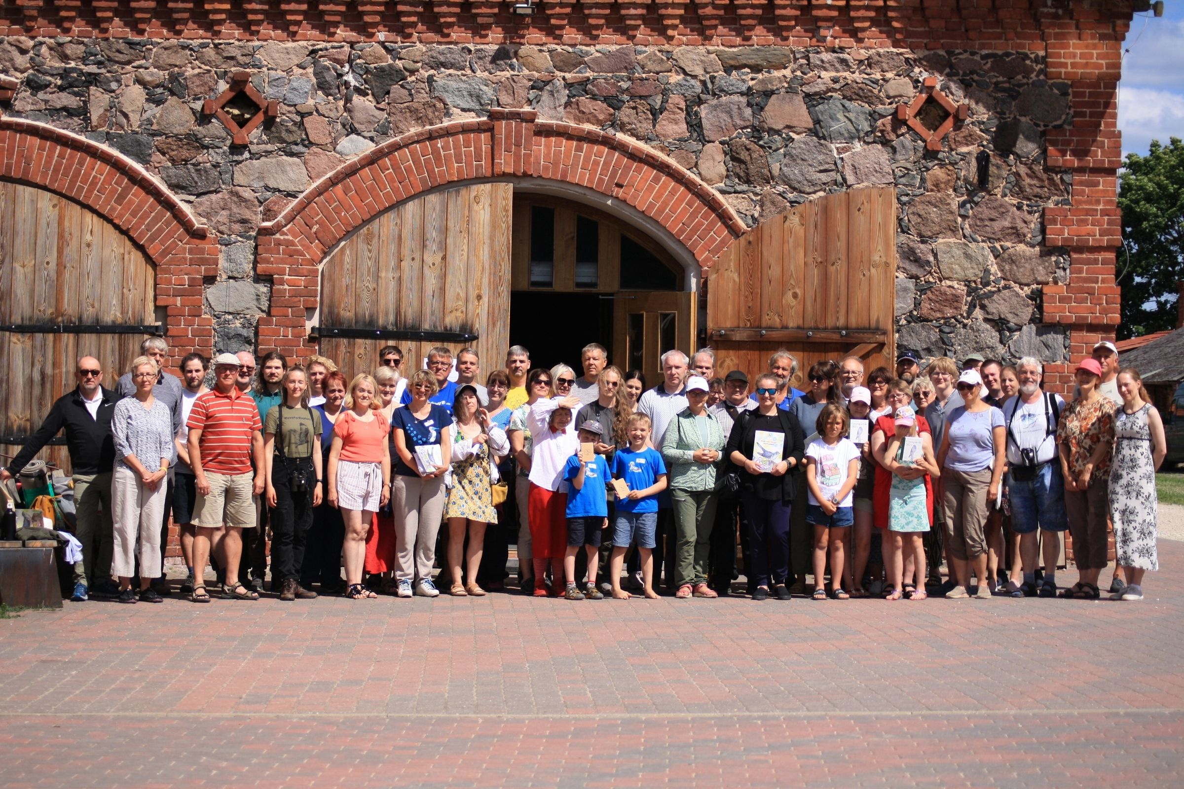 Linnuhuviliste suvep&auml;evad Mooste m&otilde;isas 2024. aastal. Foto Virgo Agan